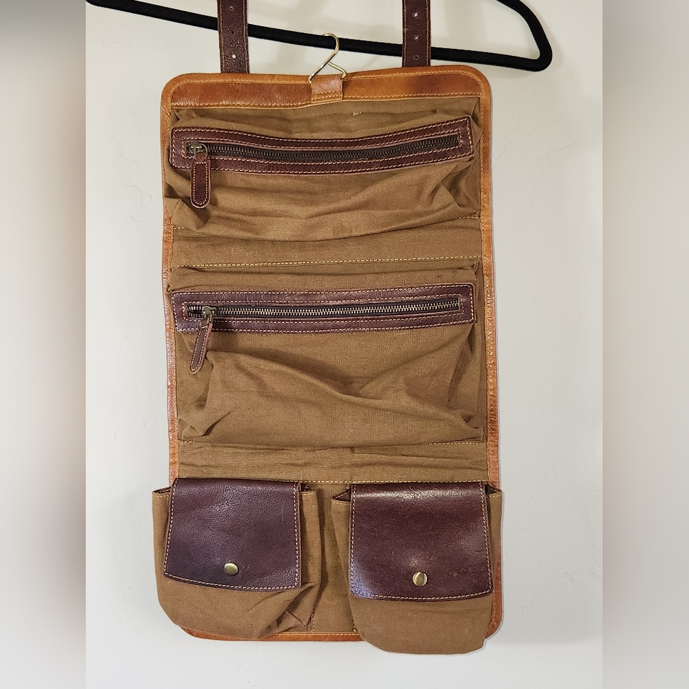 KomalC Elegant Tan Buffalo Leather Travel Dopp Kit Bag Unisex. - Picture 11 of 11